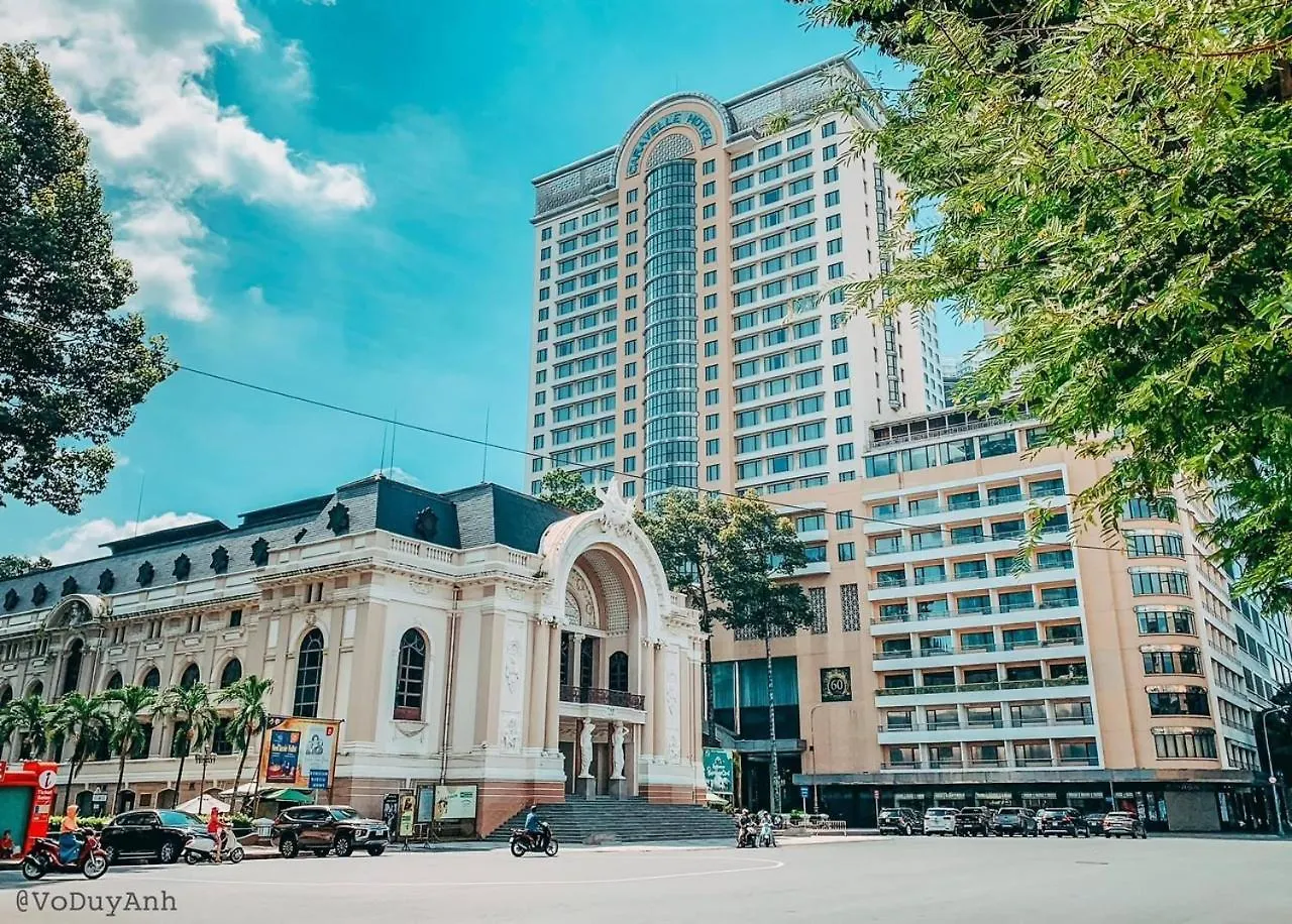 Can Ho Cho Thue O Vinhome Central Park Ho Chi Minh City Apartment