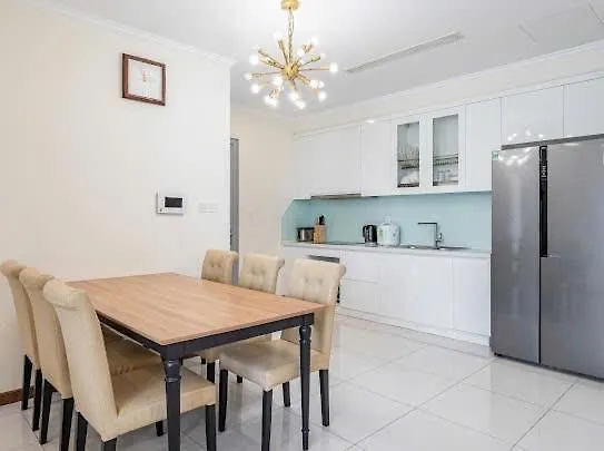 Apartment Can Ho Cho Thue O Vinhome Central Park Ho Chi Minh City