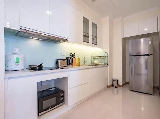 Can Ho Cho Thue O Vinhome Central Park Ho Chi Minh City Apartment